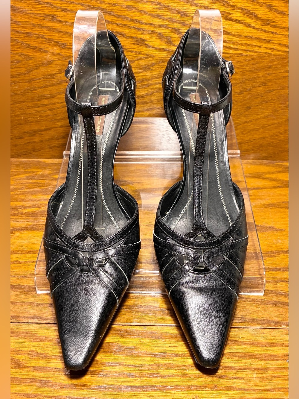 Y2K Vintage Antonio Melani T-Strap Pointed Toe Heels Black Leather Pumps Size 9
